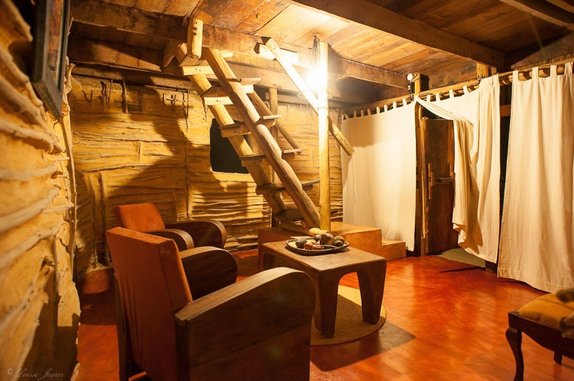 Отель Iharana Bush Camp Antsiranana Экстерьер фото