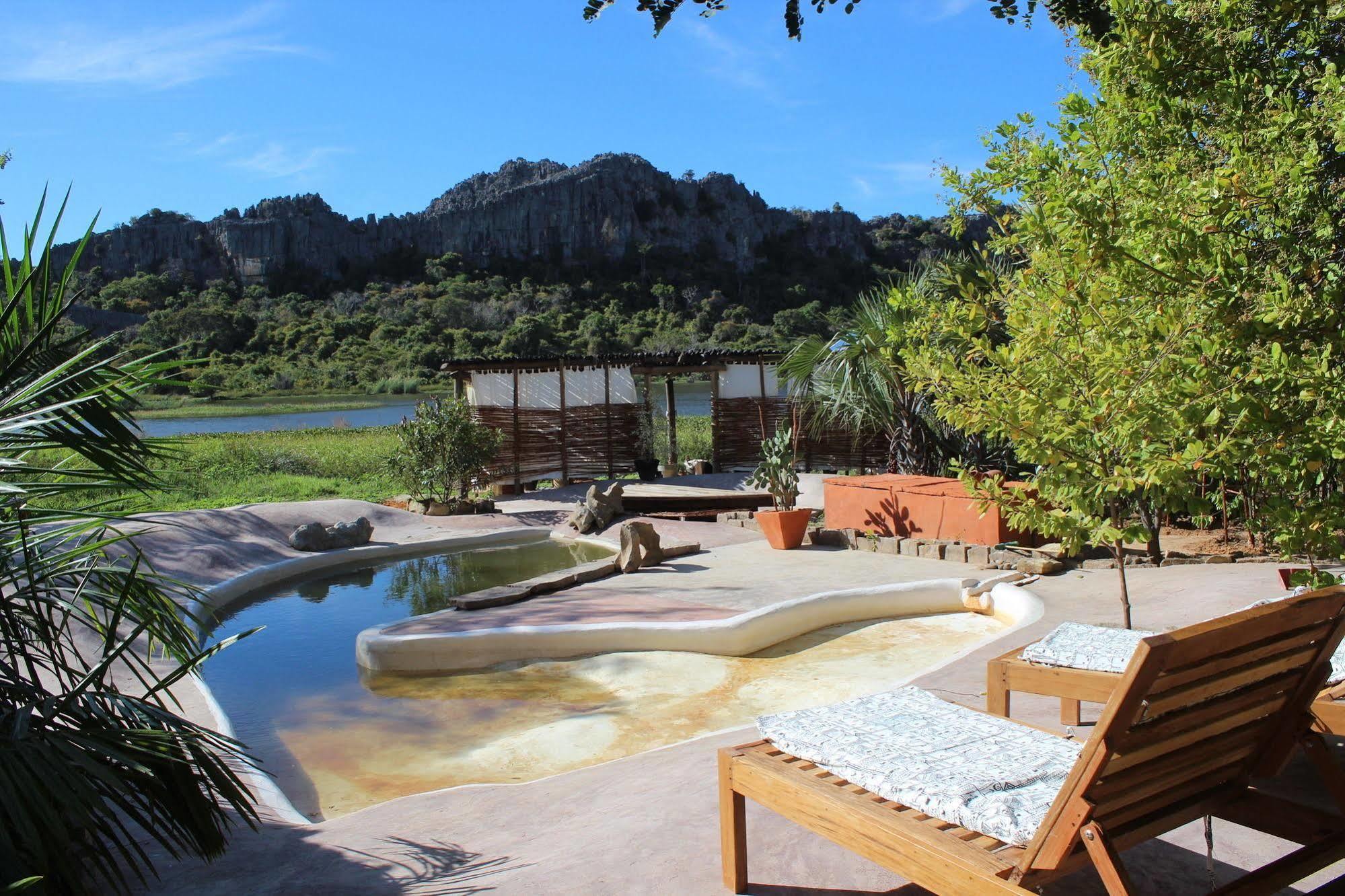Отель Iharana Bush Camp Antsiranana Экстерьер фото