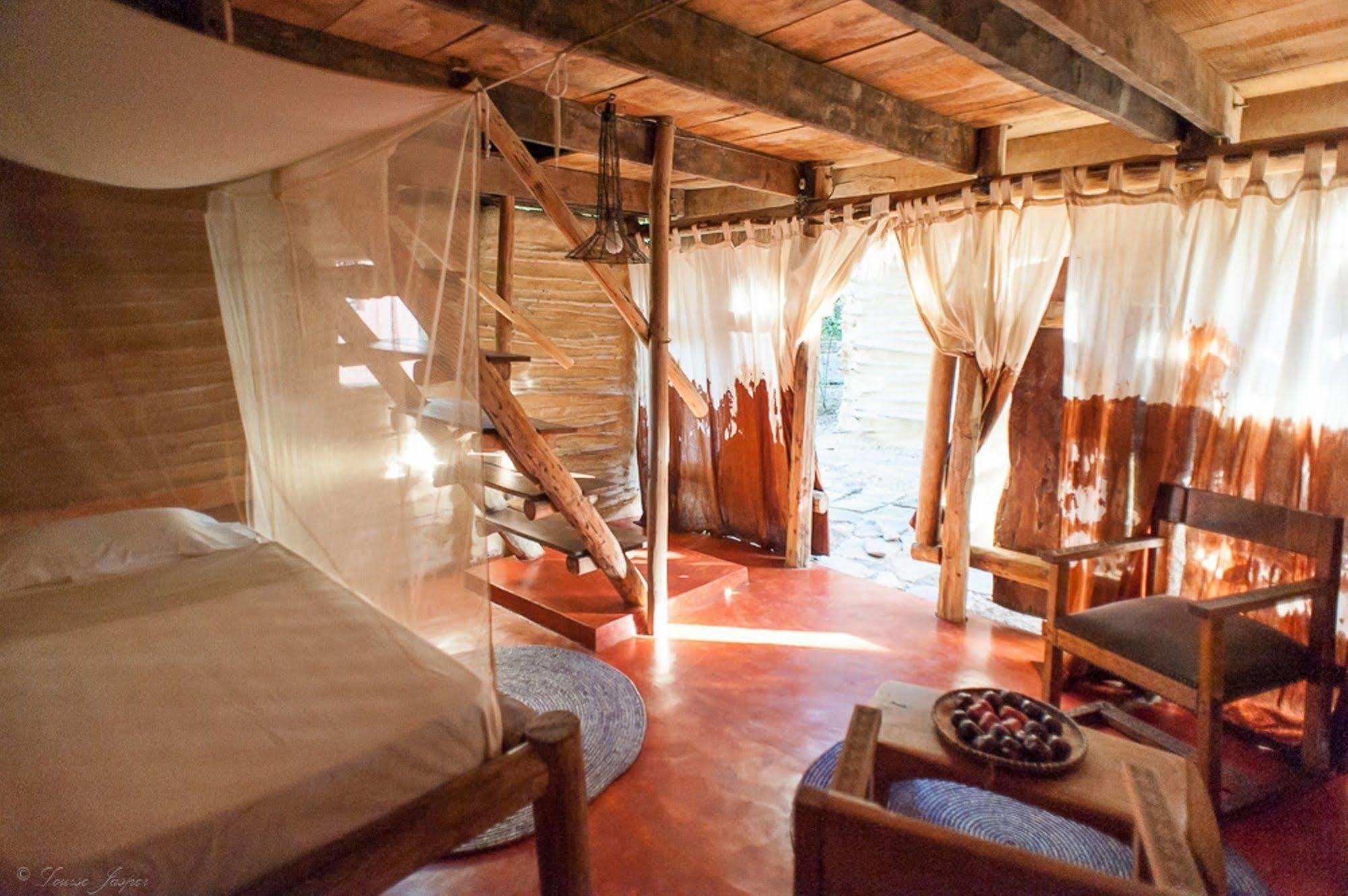 Отель Iharana Bush Camp Antsiranana Экстерьер фото