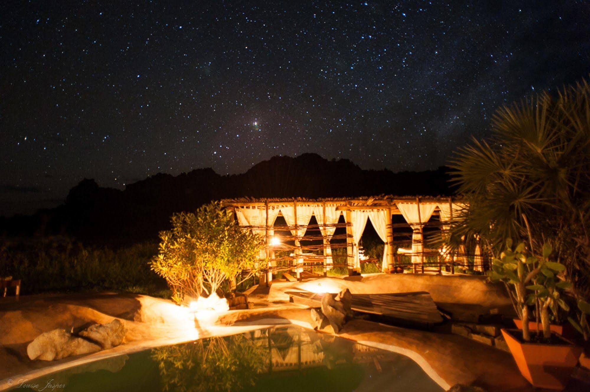 Отель Iharana Bush Camp Antsiranana Экстерьер фото